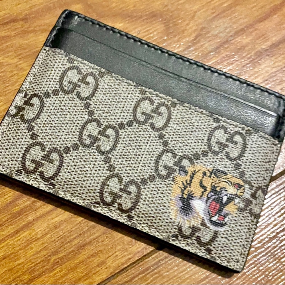Tiger Print Gucci Supreme Card Case/Holder